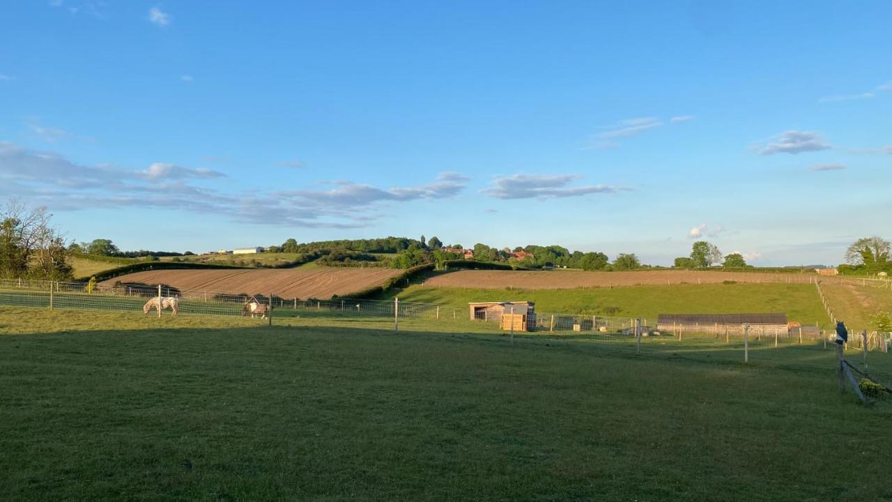 King Richard'S Luxury Lodge - Sleeps Up To 8 ,Dog Friendly ,Near Sherwood Forest At Fairview Farm In Nottingham Set In 88 Acres And Great For Groups,Family Gatherings,Corporate Events Exterior foto