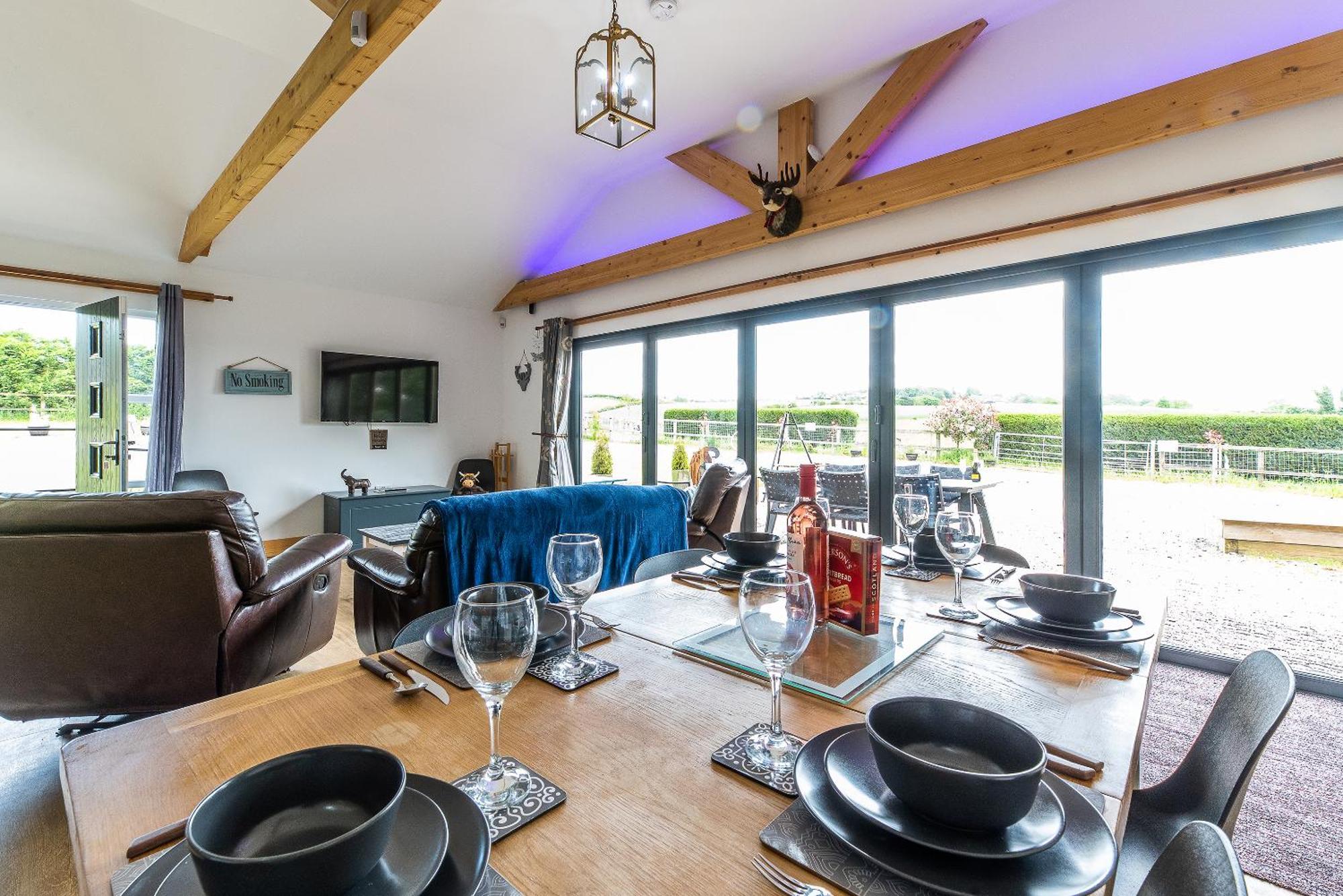 King Richard'S Luxury Lodge - Sleeps Up To 8 ,Dog Friendly ,Near Sherwood Forest At Fairview Farm In Nottingham Set In 88 Acres And Great For Groups,Family Gatherings,Corporate Events Exterior foto